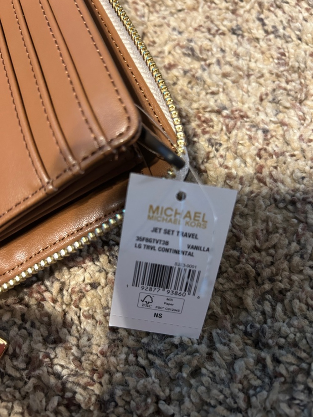 Michael Kors Jet Set wristlet NWT - Picture 5 of 8